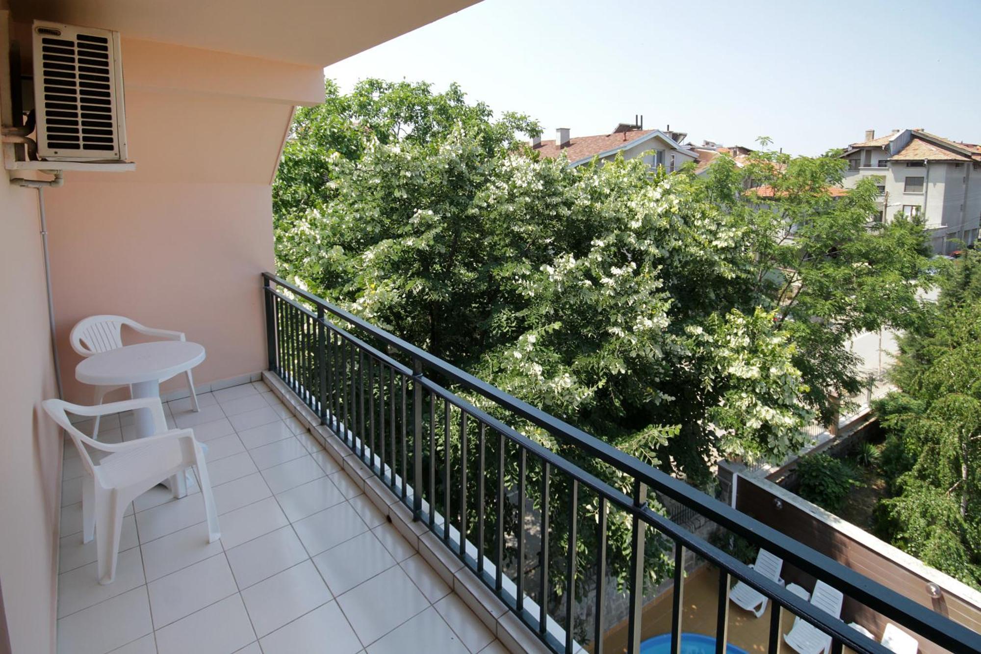 Family Hotel Kosko تشيرنوموريتس الغرفة الصورة