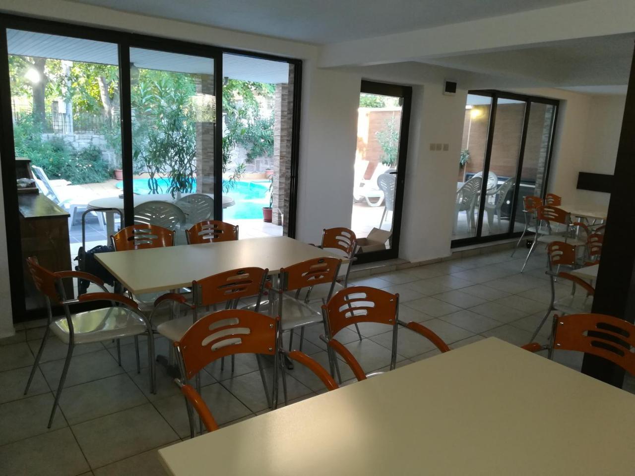 Family Hotel Kosko تشيرنوموريتس المظهر الخارجي الصورة